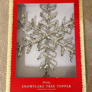 Pottery Barn Holiday Snowflake Tree Topper